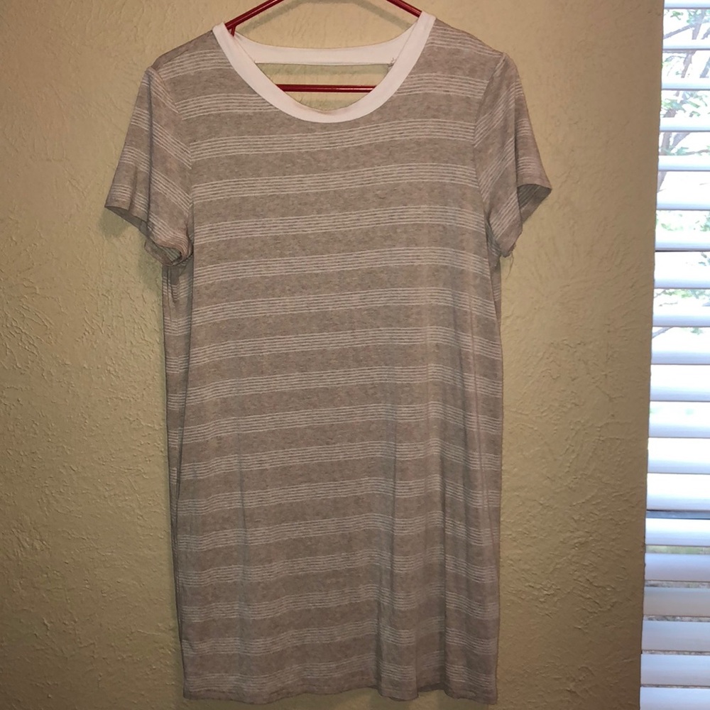 Wet Seal Size M T-Shirt Dress